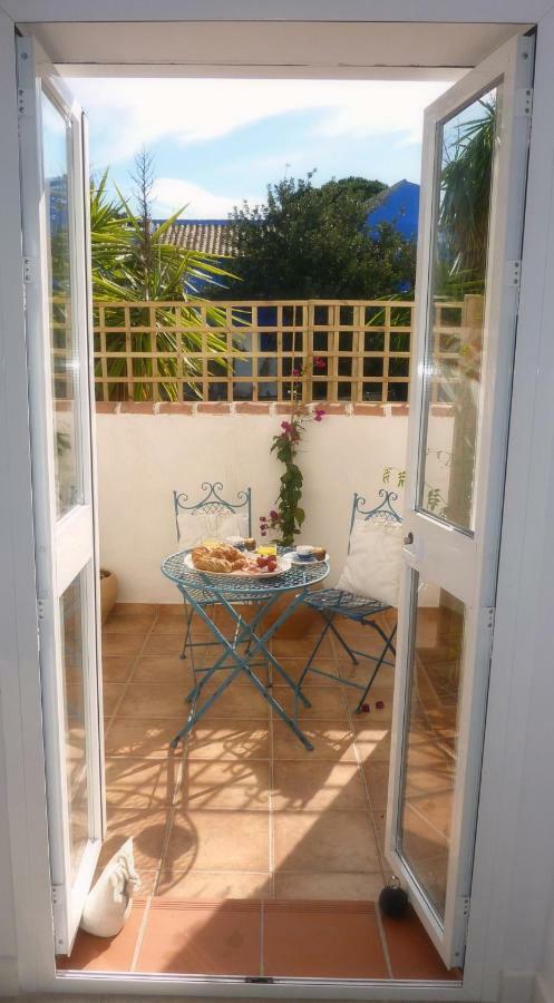 Villa Breeze Boutique Guest Rooms, Marbella Sitio de Calahonda Dış mekan fotoğraf