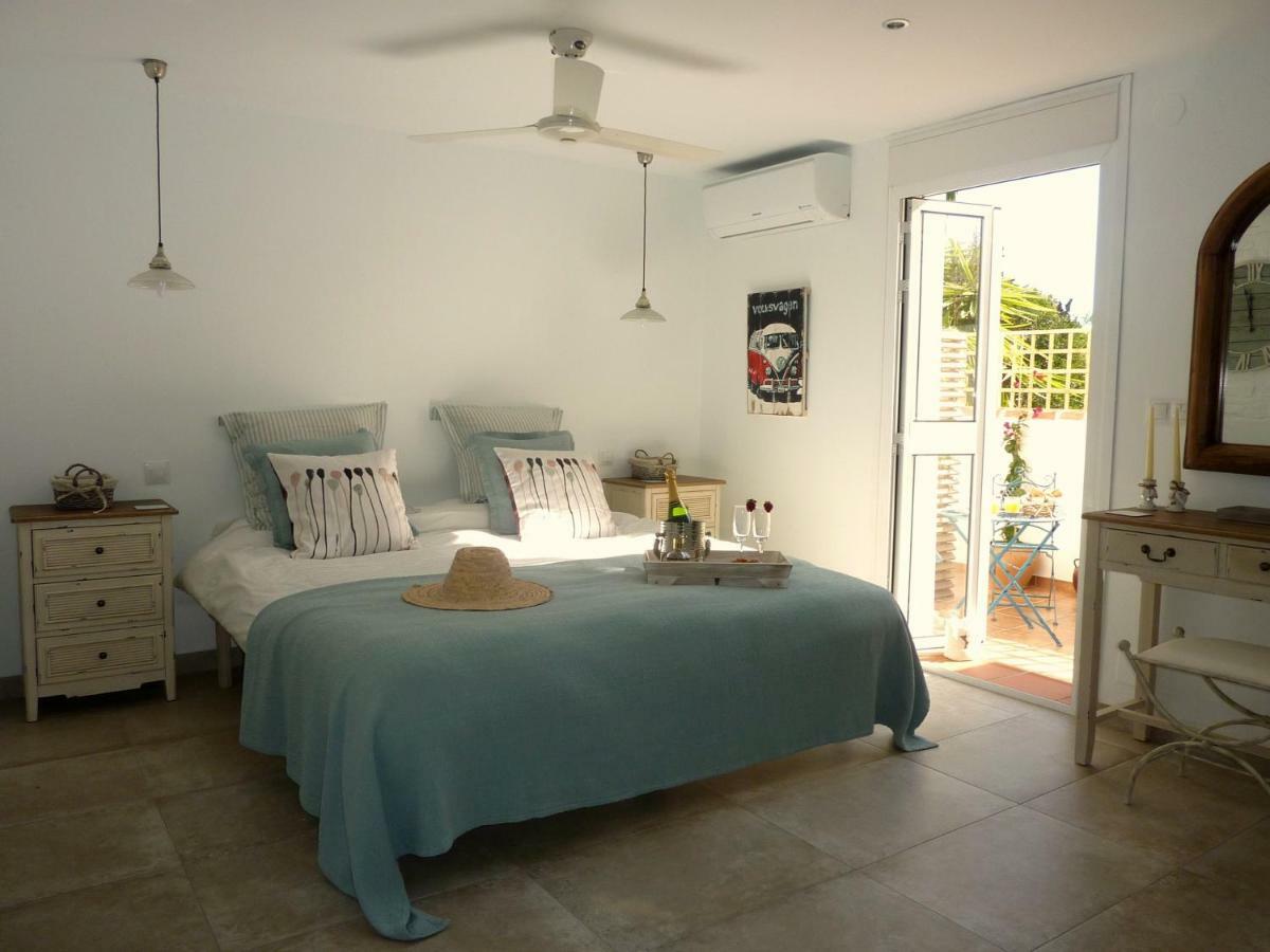 Villa Breeze Boutique Guest Rooms, Marbella Sitio de Calahonda Dış mekan fotoğraf