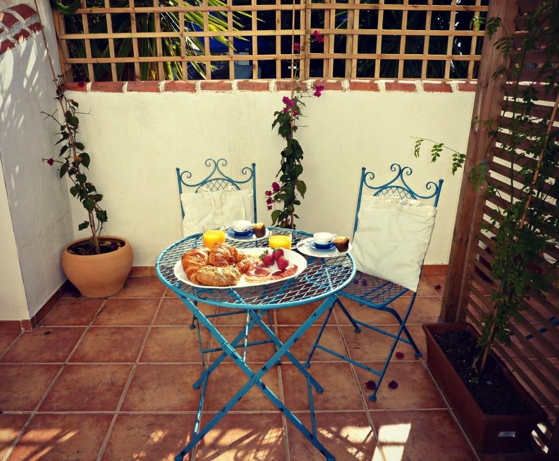 Villa Breeze Boutique Guest Rooms, Marbella Sitio de Calahonda Dış mekan fotoğraf