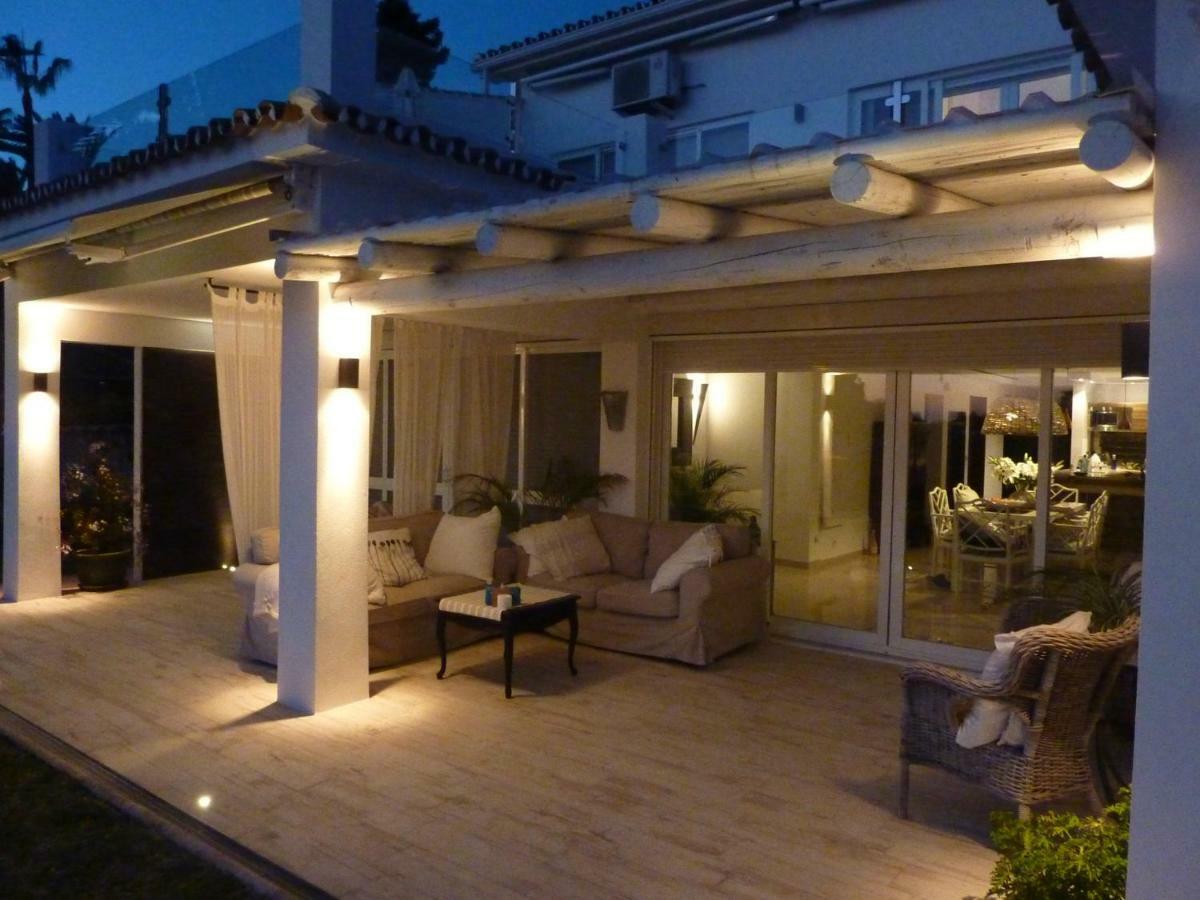 Villa Breeze Boutique Guest Rooms, Marbella Sitio de Calahonda Dış mekan fotoğraf